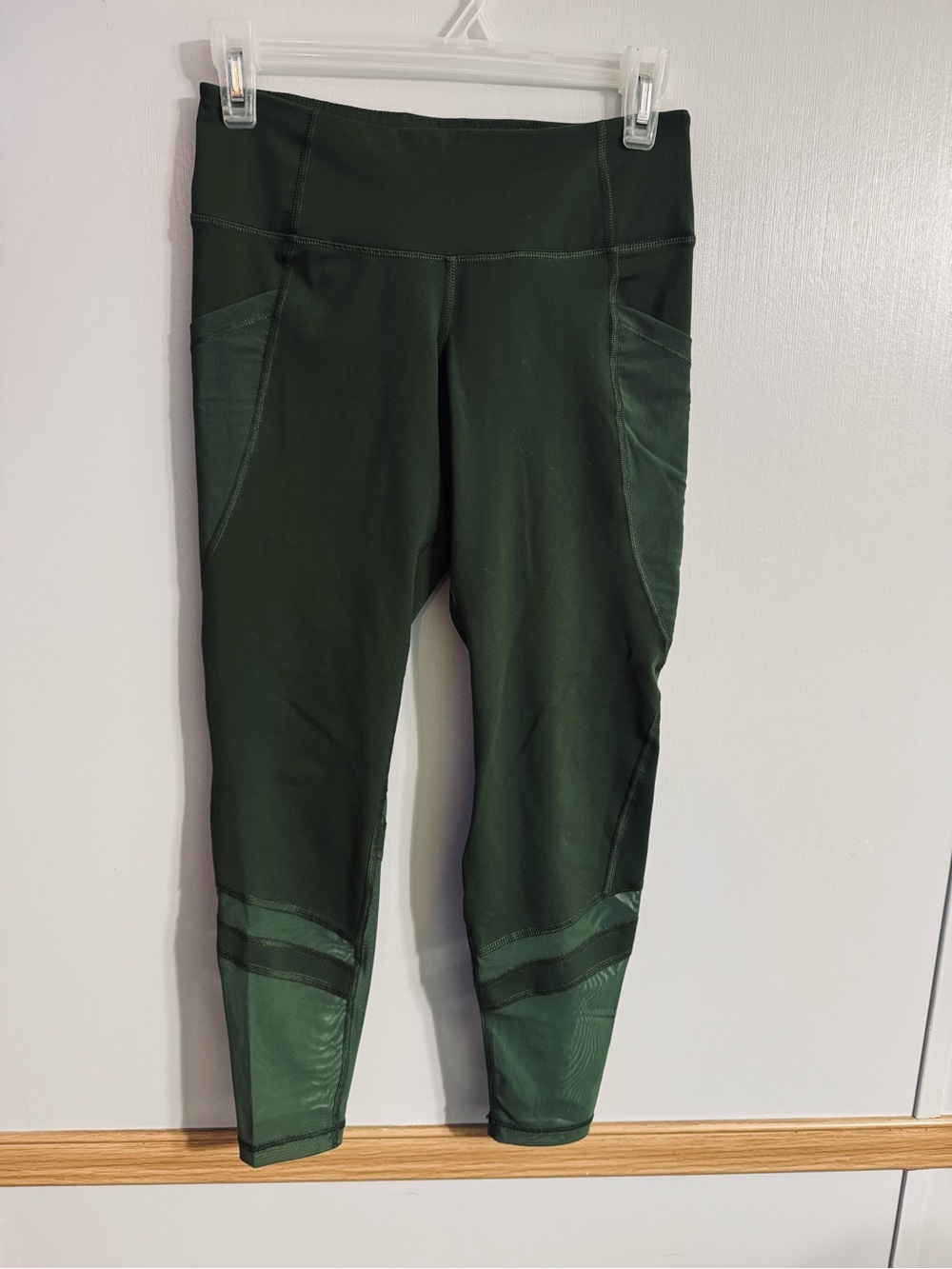 Old Navy Green Activewear Leggings Size Small